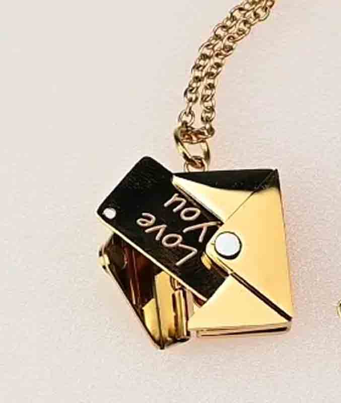 ladies jewelry, love letter, pendant, rose gold, A Man of Steel 13