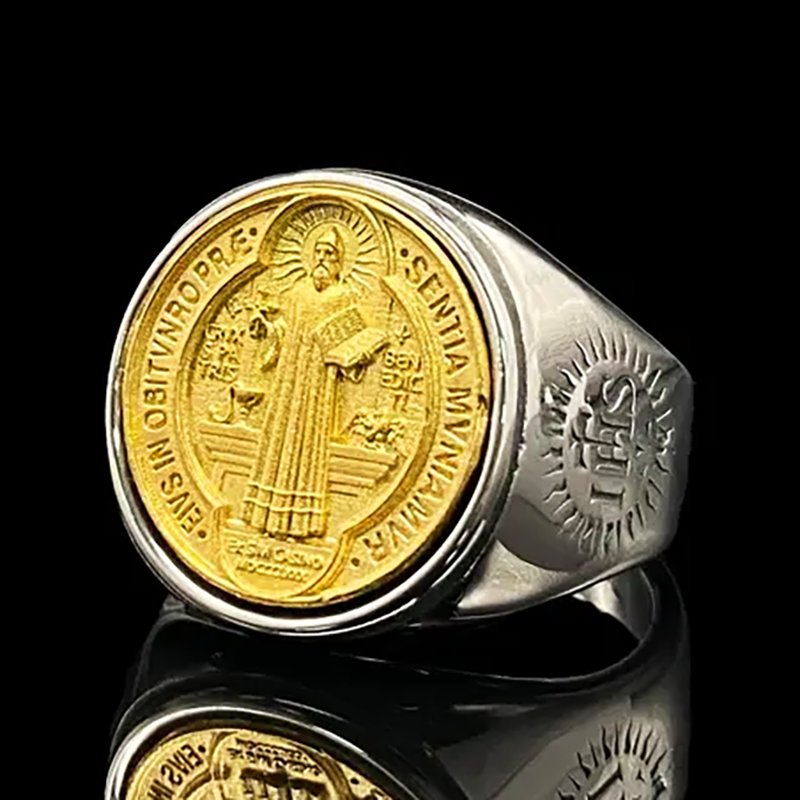 Our Medallion Ring, exclusive to A Man of Steel. Made from stainless steel, plated in genuine 18ct gold.