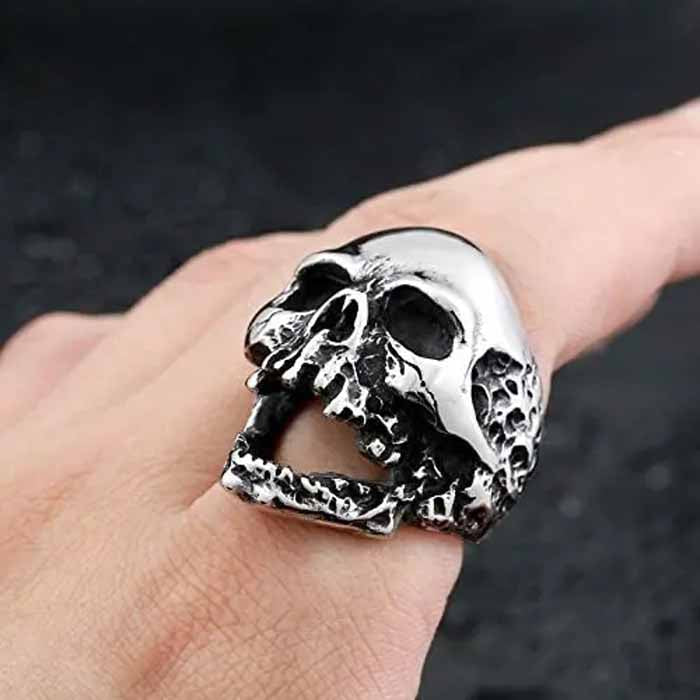XL Screaming Skull Ring