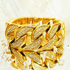 32mm Iced Cuban Link Bracelet. Available in gold and silver.22cm, 24cm and 26cm lengths available. Hip Hop Streetwear culture