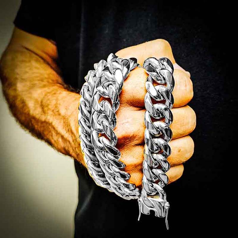 18mm Cuban Link Chain available in Gold, Silver, Stainless. 60cm, 70cm and 90cm